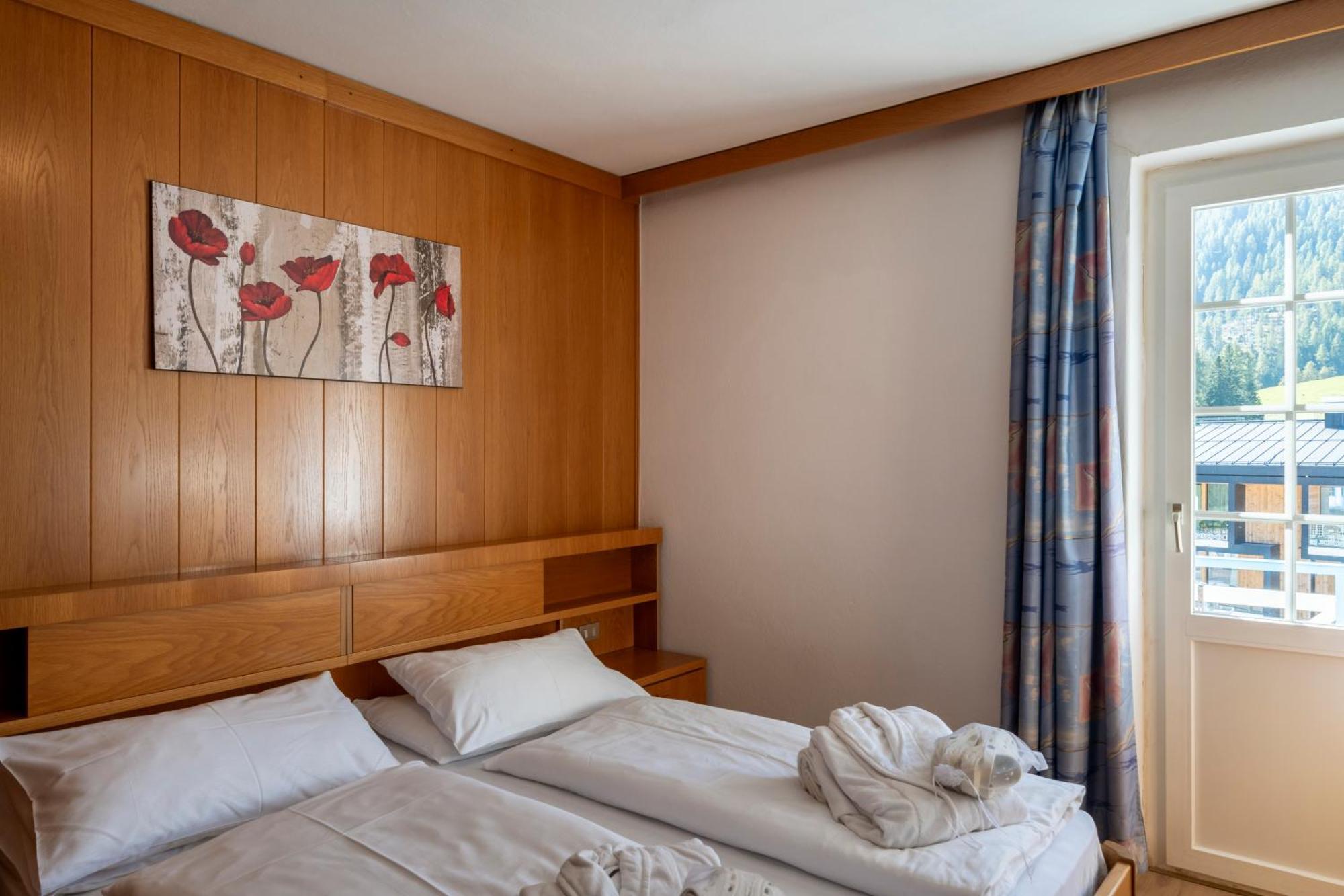 Mytime Hotels Savoy Vigo di Fassa Exteriör bild