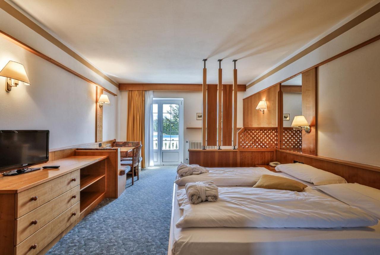 Mytime Hotels Savoy Vigo di Fassa Exteriör bild